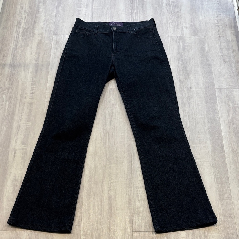 NYDJ Not Your Daughter’s Jeans-Flare Jeans – Mid Rise Wide Leg Size 6